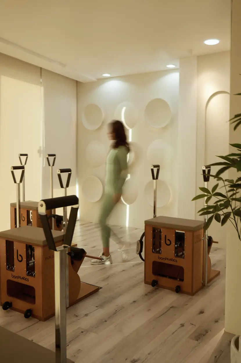 Training at Maison Kalléa studio, Lusail